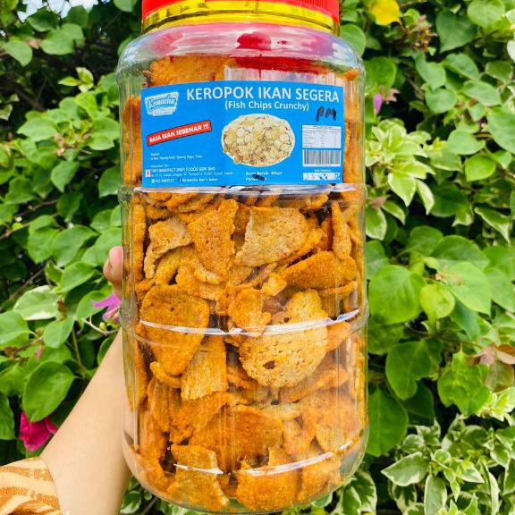 kerepok ikan pedas